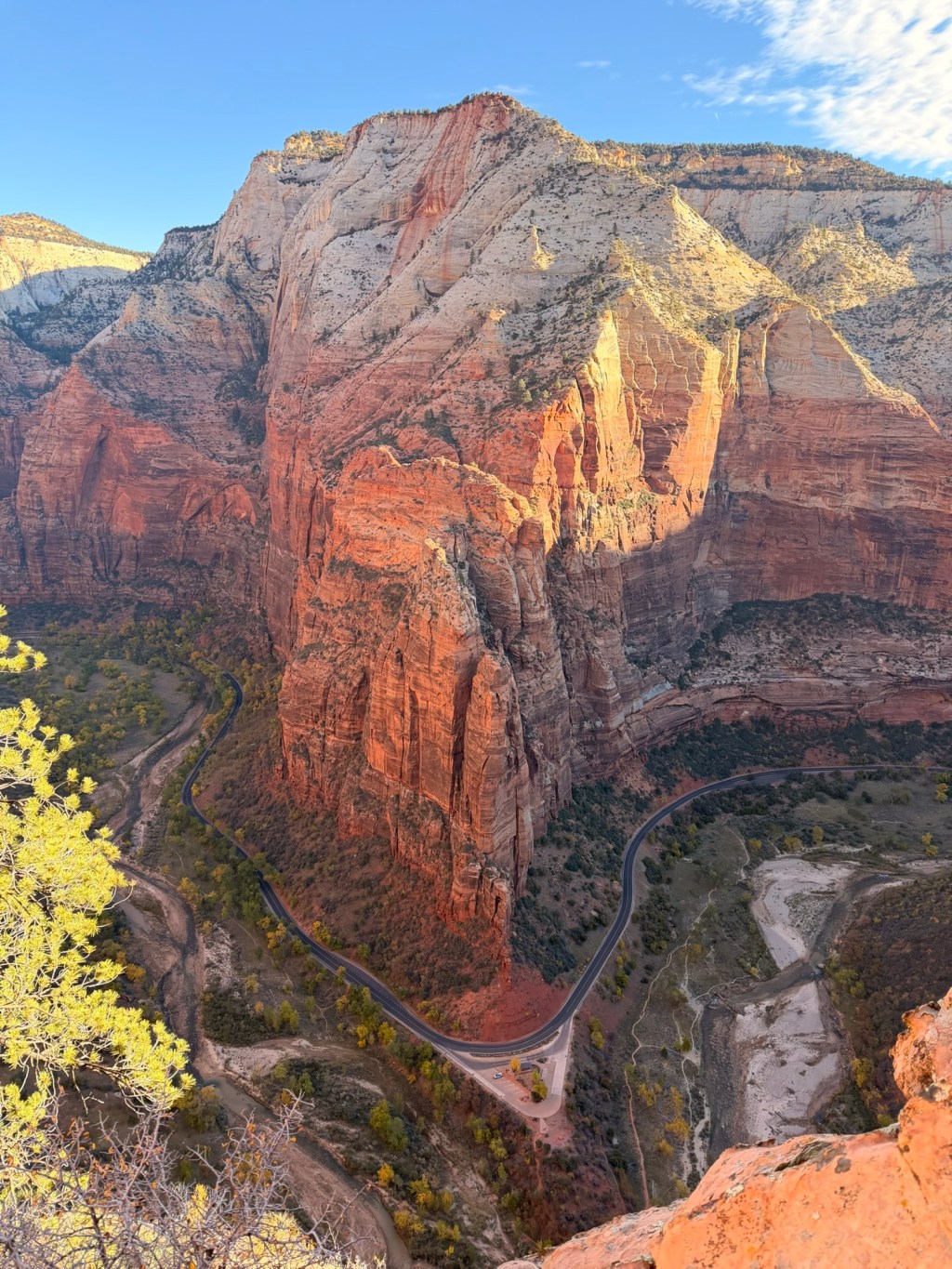 Hiking Angels Landing